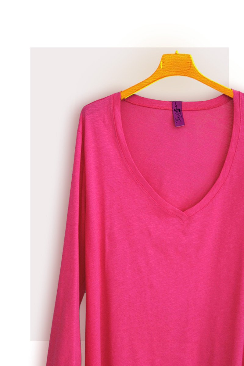 Μονόχρωμες μπλούζες με V Λαιμόκοψη