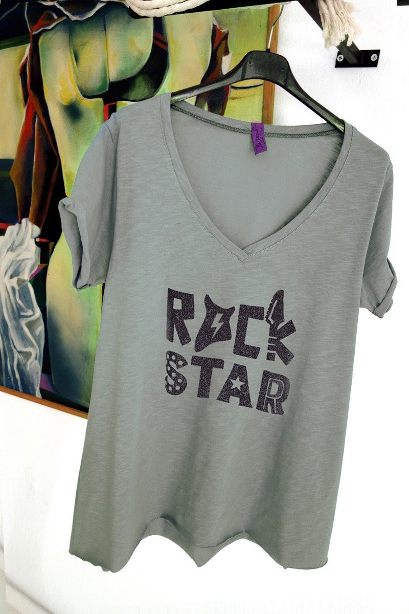 T-Shirt Rock Star 2283 Γυναικεία Μπλούζα με Τύπωμα Μακρύ Μανίκι Και V Λαιμόκοψη